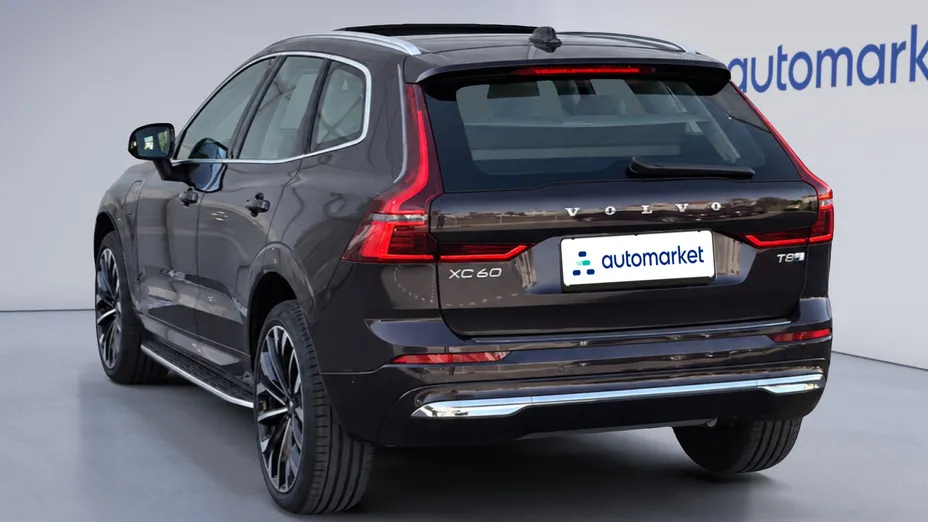VOLVO XC60 XC60 T8 Plug-In Hybrid AWD Ultra Bright aut