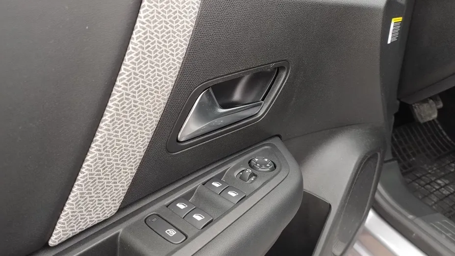 CITROEN C4 C4 1.2 PureTech Max S&S EAT8