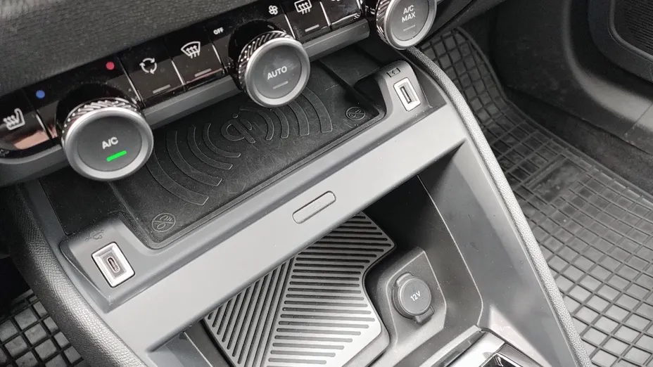 CITROEN C4 C4 1.2 PureTech Max S&S EAT8