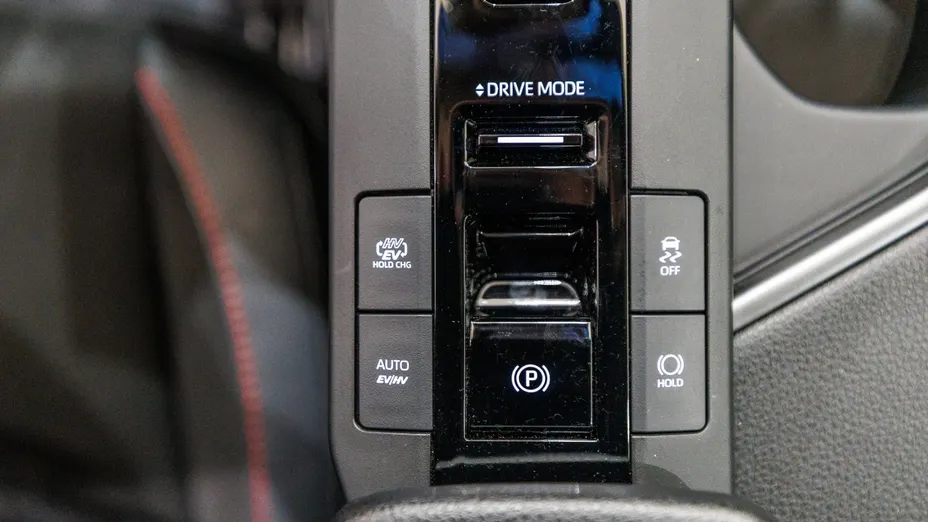 TOYOTA C-HR C-HR 2.0 PHEV Dynamic Force GR Sport Premiere Edition