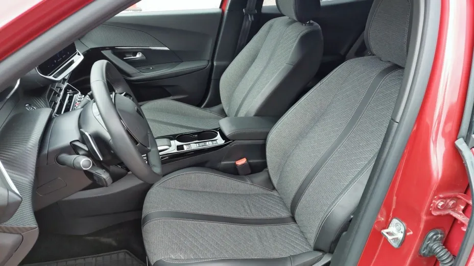 PEUGEOT 2008 2008 1.2 PureTech Allure S&S EAT8