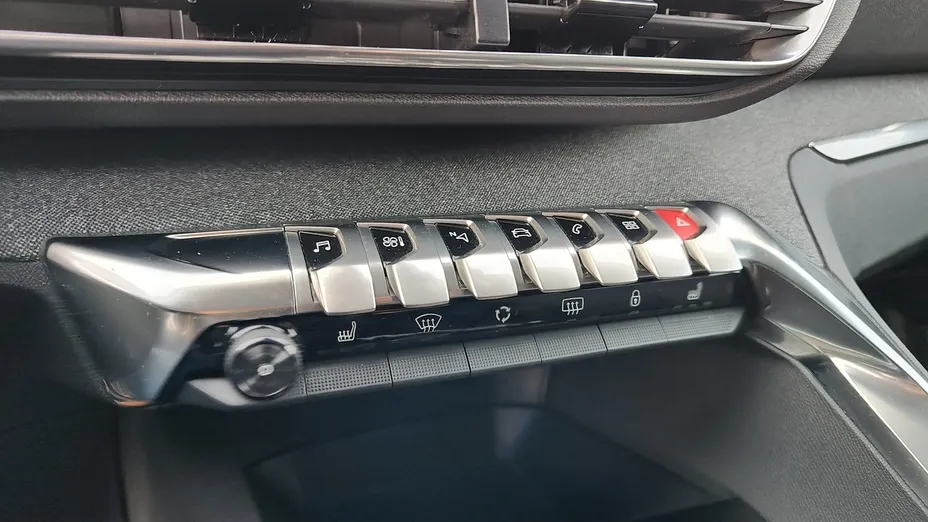 PEUGEOT 3008 3008 1.2 PureTech Allure Pack S&S EAT8