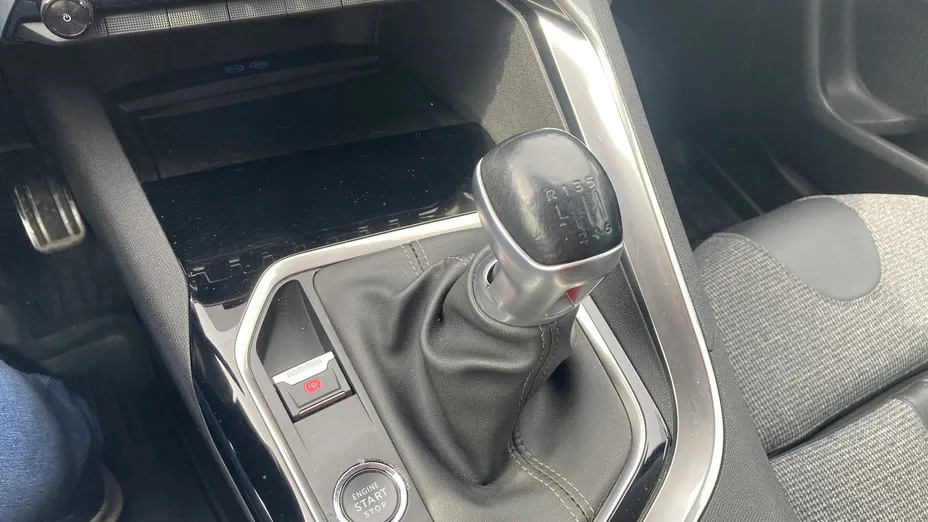 PEUGEOT 3008 3008 1.2 PureTech GPF Allure S&S