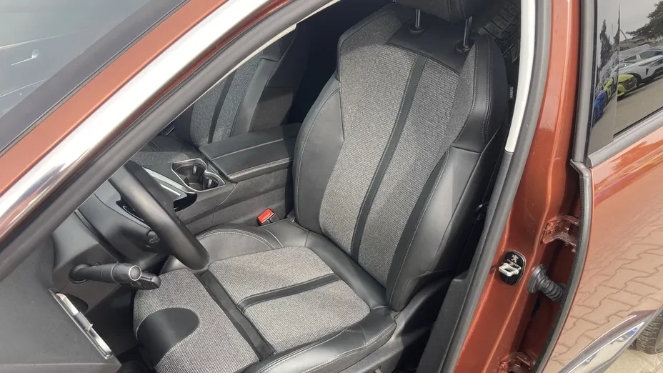 PEUGEOT 3008 3008 1.2 PureTech GPF Allure S&S