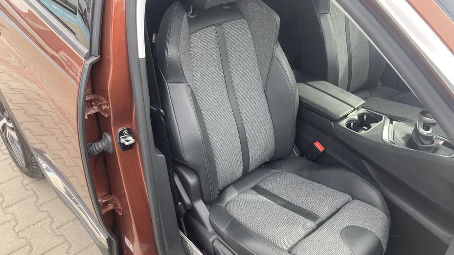 PEUGEOT 3008 3008 1.2 PureTech GPF Allure S&S