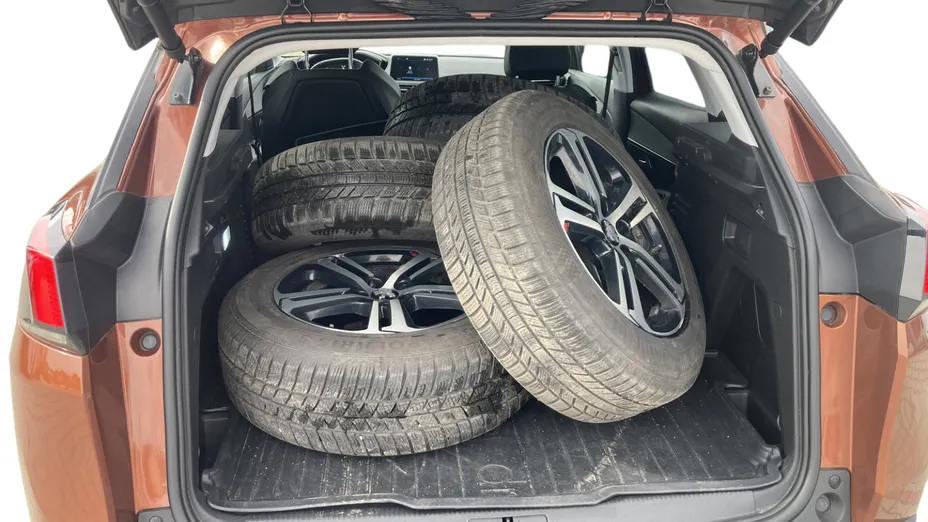 PEUGEOT 3008 3008 1.2 PureTech GPF Allure S&S