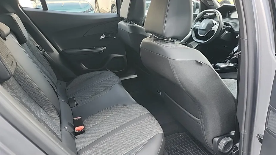 PEUGEOT 2008 2008 1.2 PureTech Allure S&S EAT8