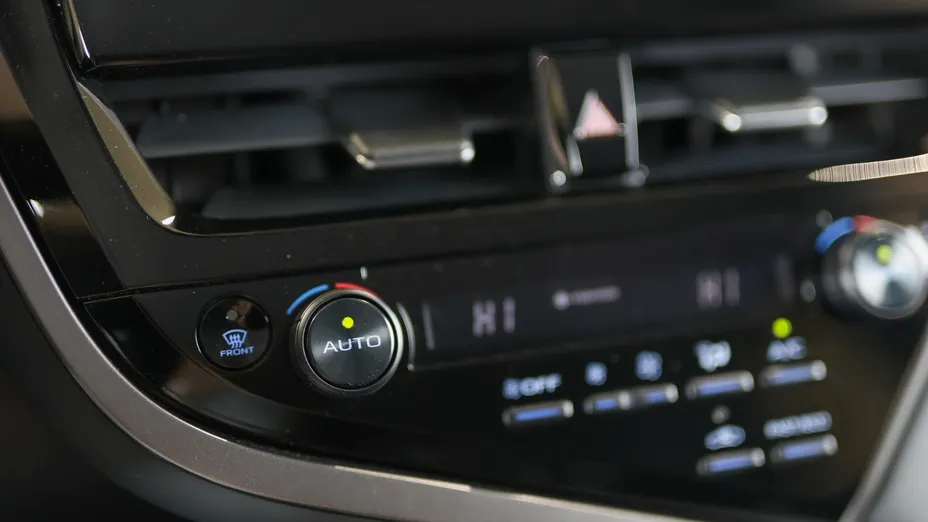 TOYOTA Camry Camry 2.5 Hybrid Comfort CVT