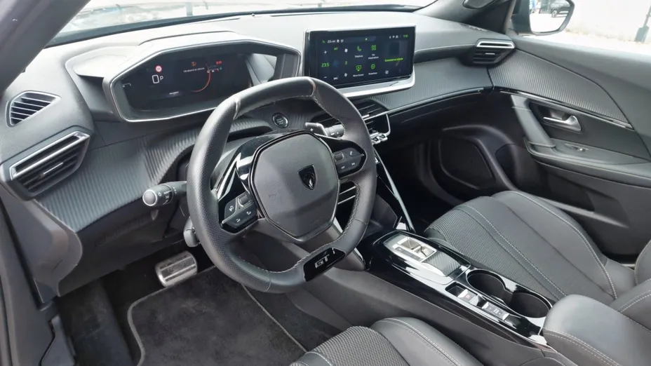 PEUGEOT 2008 2008 PureTech 130 GT S&S EAT8