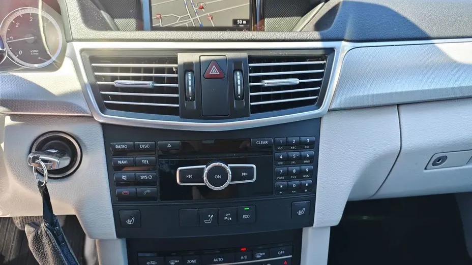 MERCEDES-BENZ E Klasa E 220 BlueTEC 9G-TRONIC Avantgarde