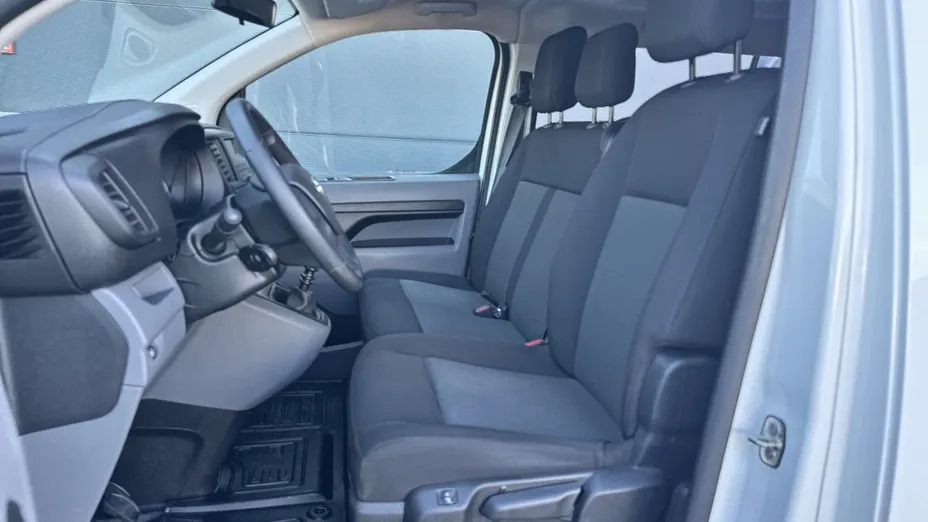 TOYOTA Proace Proace Kombi 2.0 D-4D Medium 2,8t