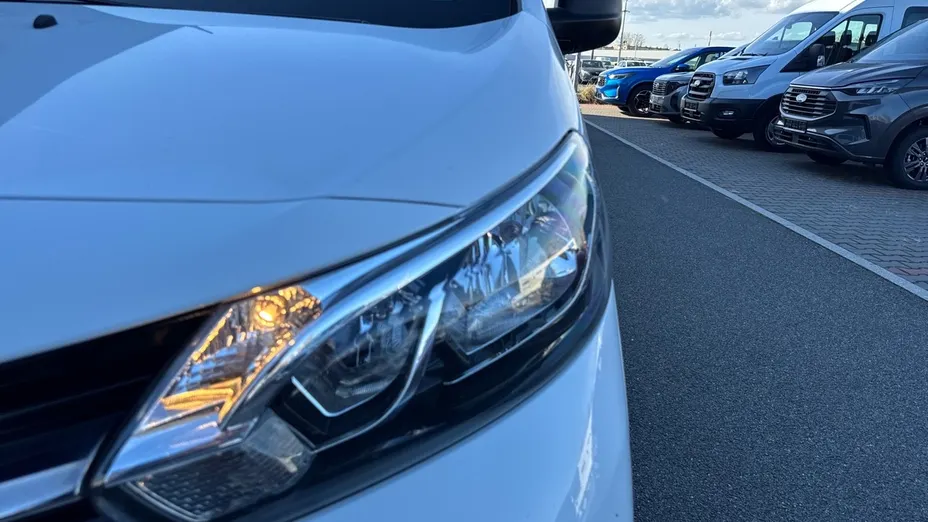 TOYOTA Proace Proace Kombi 2.0 D-4D Medium 2,8t