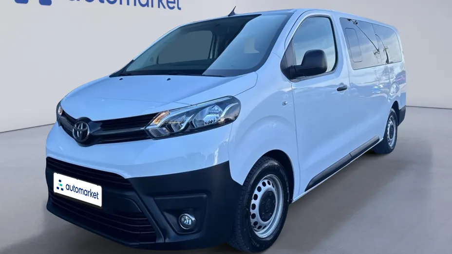 TOYOTA Proace Proace Kombi 2.0 D-4D Medium 2,8t