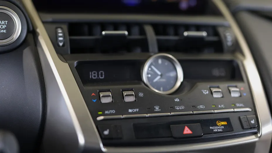 LEXUS NX NX 300 Elegance AWD