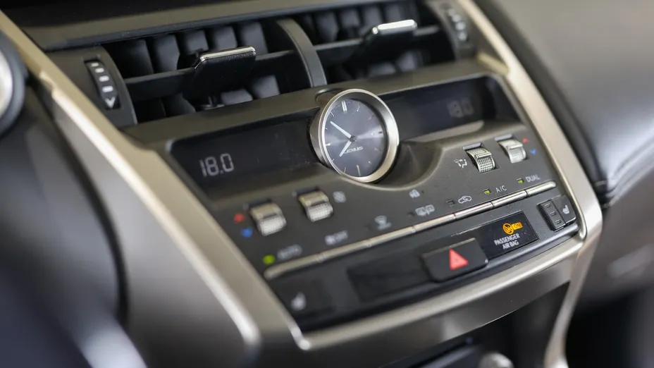 LEXUS NX NX 300 Elegance AWD