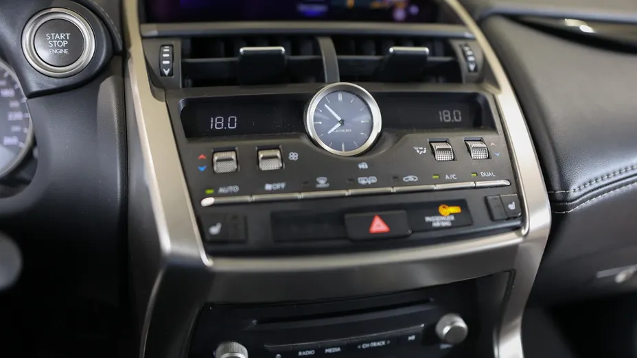 LEXUS NX NX 300 Elegance AWD