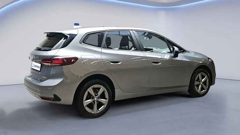 BMW Seria 2 218i aut