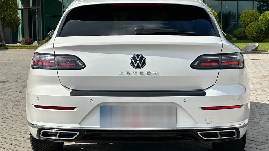 VOLKSWAGEN Arteon Arteon 2.0 TSI R-Line DSG