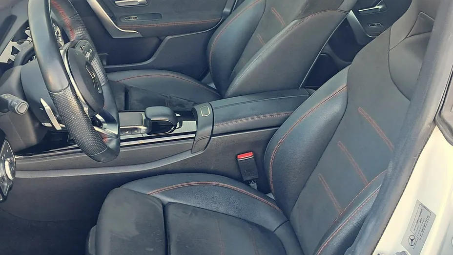 MERCEDES-BENZ CLA CLA 200 AMG Line 7G-DCT