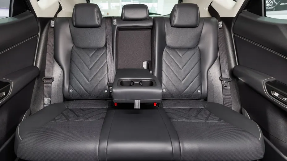 LEXUS NX NX 450h+ Omotenashi AWD