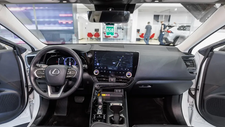 LEXUS NX NX 450h+ Omotenashi AWD