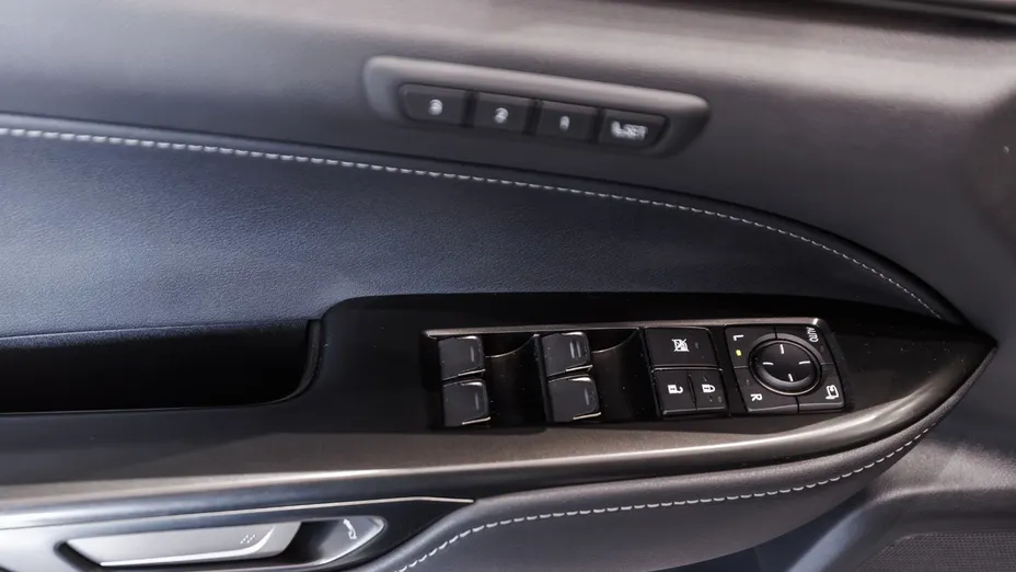 LEXUS NX NX 450h+ Omotenashi AWD