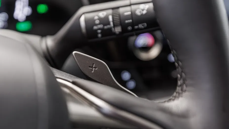 LEXUS NX NX 450h+ Omotenashi AWD