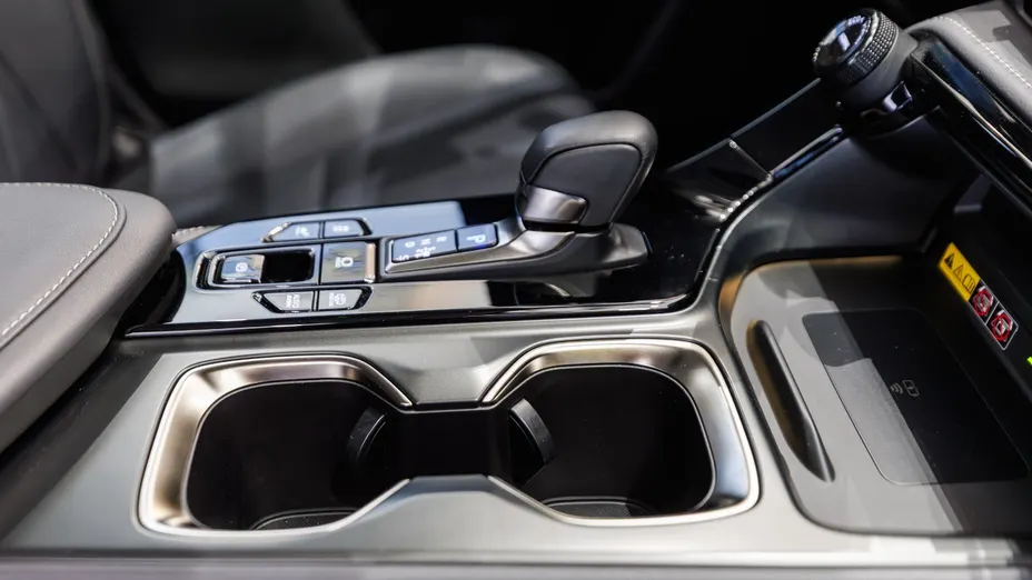 LEXUS NX NX 450h+ Omotenashi AWD