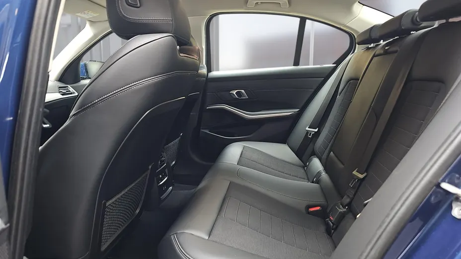 BMW Seria 3 318d mHEV aut