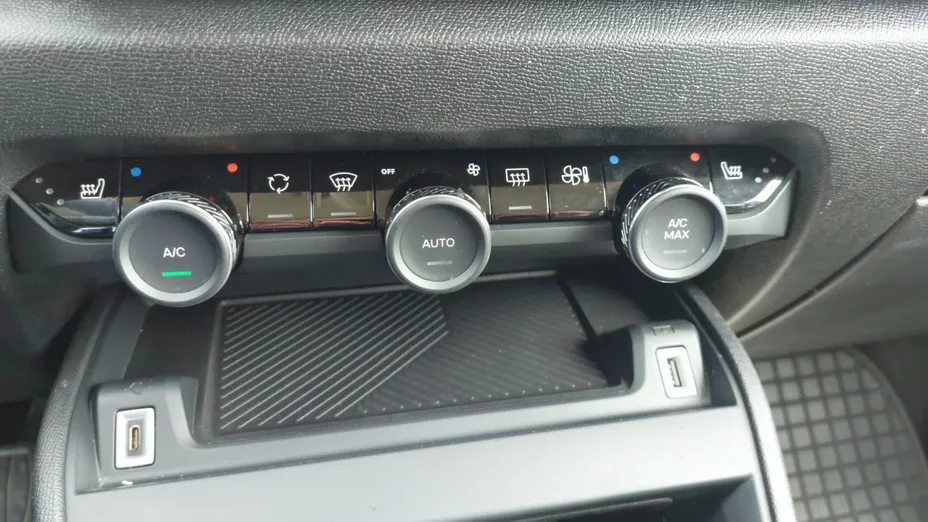 CITROEN C4 C4 1.2 PureTech Max S&S EAT8