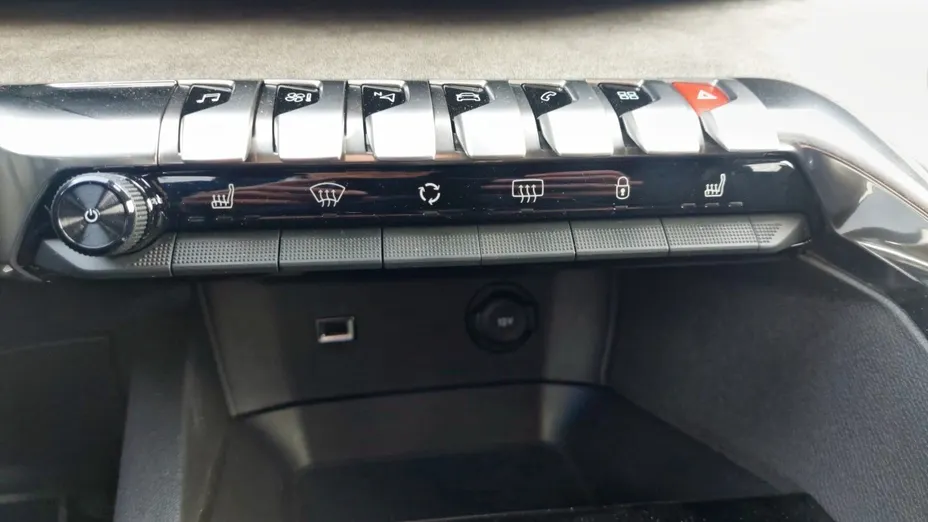 PEUGEOT 5008 5008 1.5 BlueHDi GT S&S EAT8