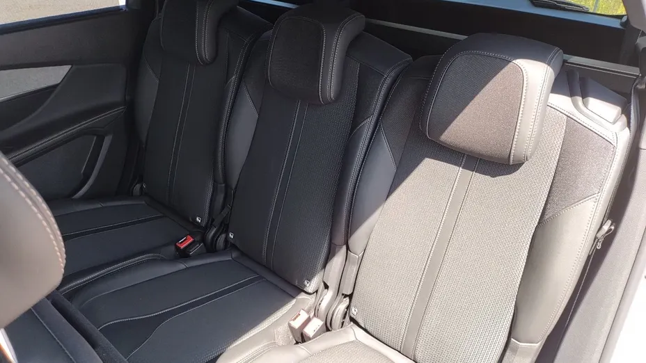 PEUGEOT 5008 5008 1.5 BlueHDi GT S&S EAT8