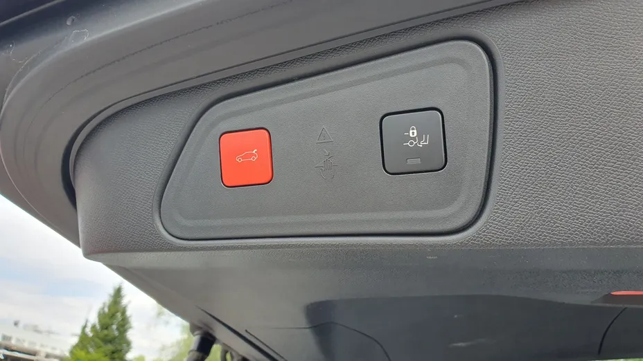 PEUGEOT 3008 3008 1.2 PureTech GT S&S EAT8