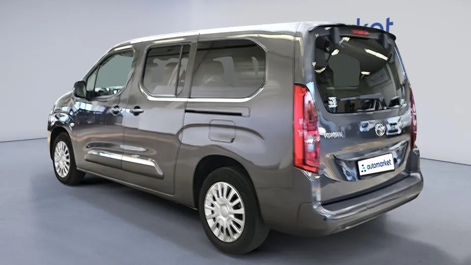 TOYOTA Proace City Verso Proace City Verso Long 1.5 D-4D Business