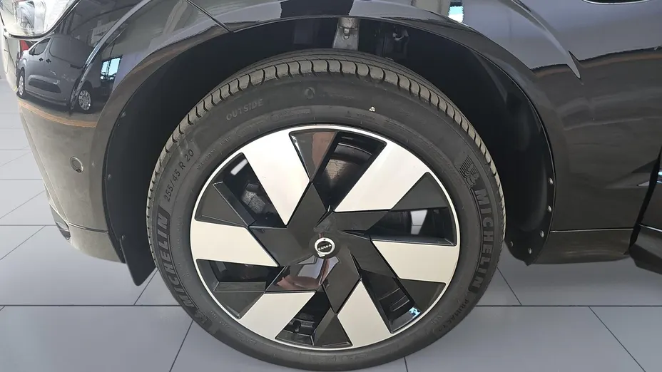 VOLVO XC60 XC60 T8 Plug-In Hybrid AWD Ultimate Dark aut