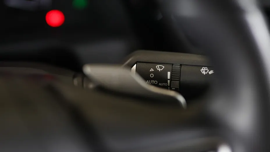 LEXUS ES ES 300h F Sport Design