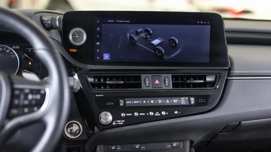 LEXUS ES ES 300h F Sport Design