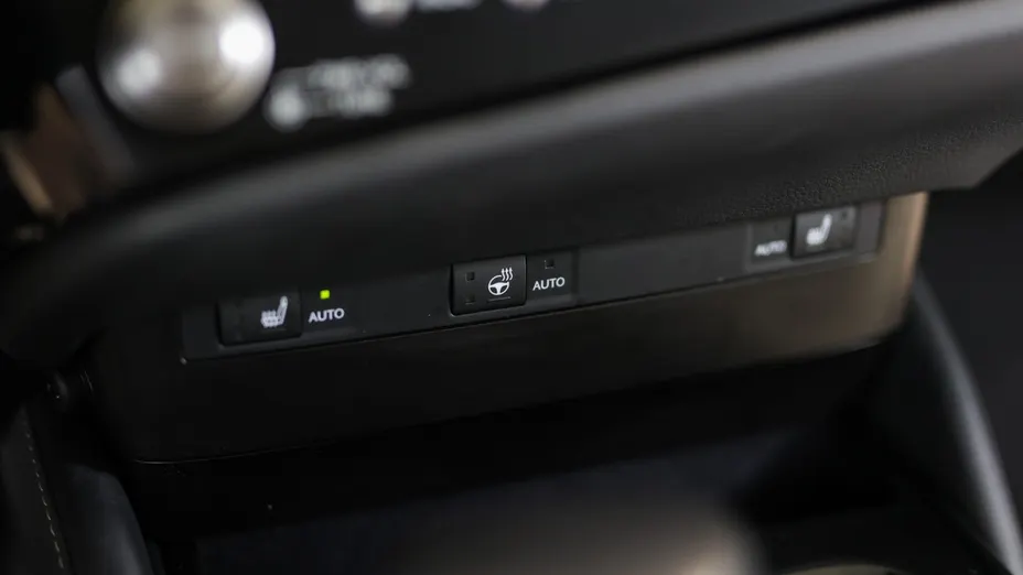 LEXUS ES ES 300h F Sport Design