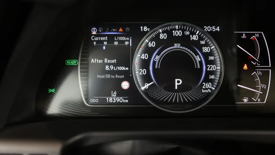 LEXUS ES ES 300h F Sport Design