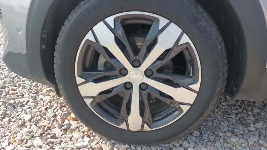 PEUGEOT 3008 3008 1.2 PureTech Allure S&S EAT8