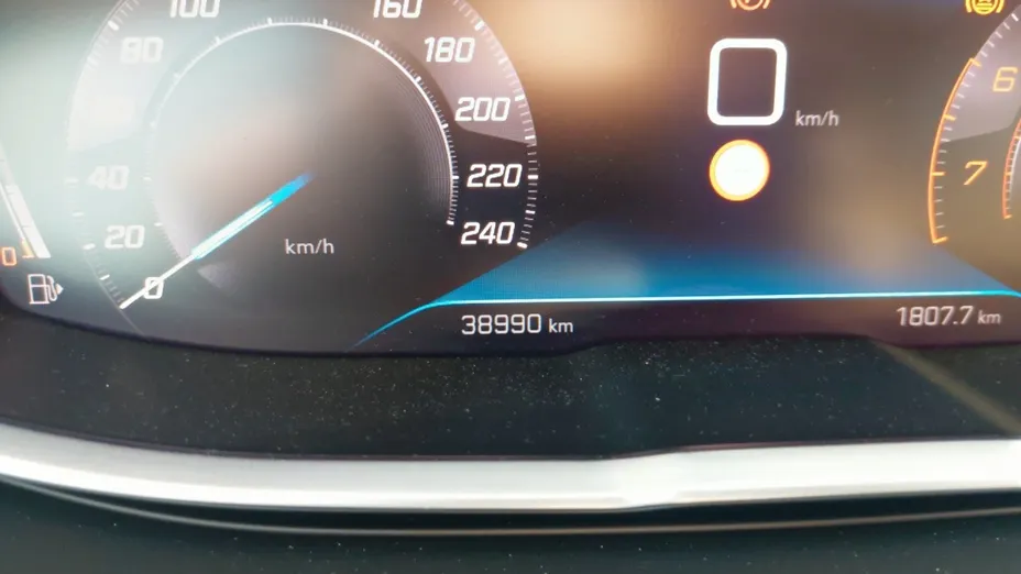 PEUGEOT 3008 3008 1.2 PureTech Allure S&S EAT8