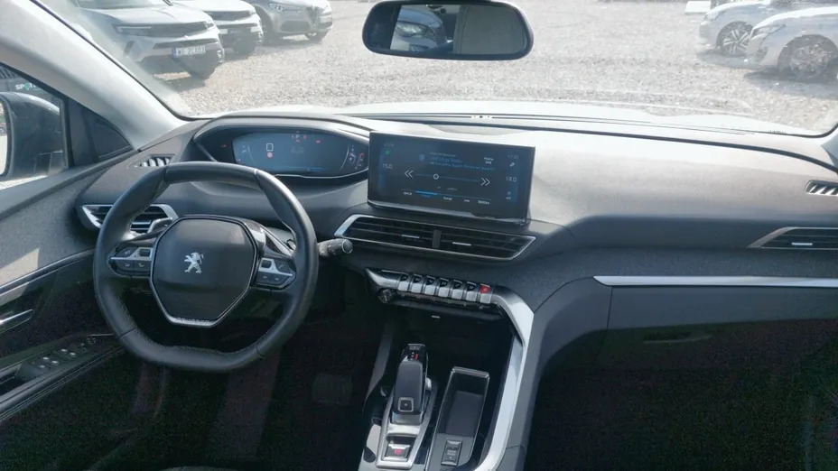 PEUGEOT 3008 3008 1.2 PureTech Allure S&S EAT8