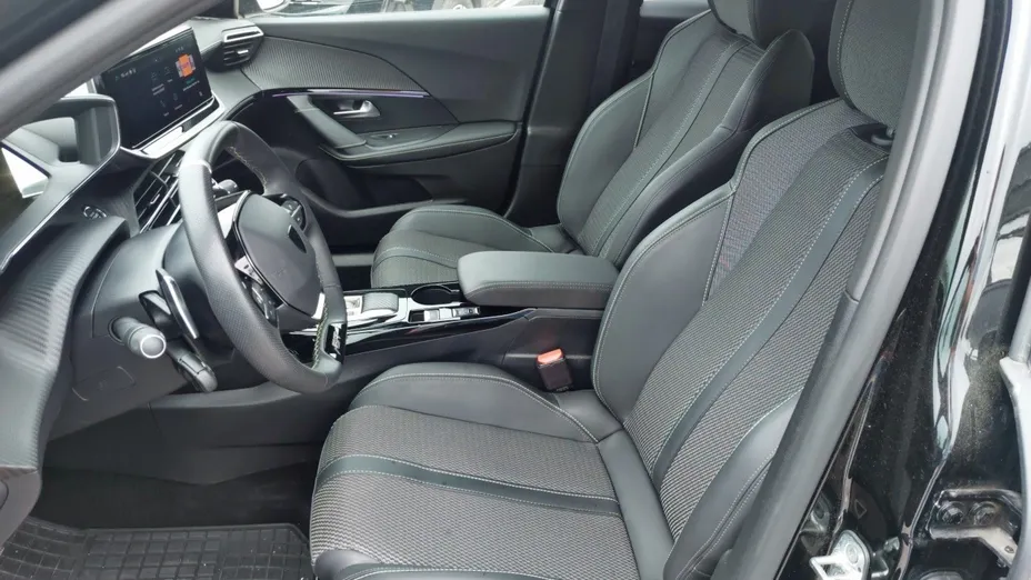 PEUGEOT 2008 2008 1.2 PureTech GT S&S EAT8