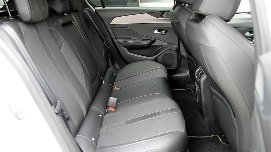 PEUGEOT 308 308 1.2 mHEV GT S&S e-DCS6