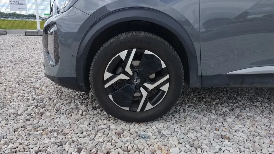 PEUGEOT 2008 2008 1.2 PureTech Allure S&S EAT8