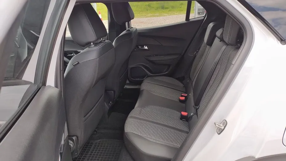 PEUGEOT 2008 2008 1.2 PureTech Allure S&S EAT8