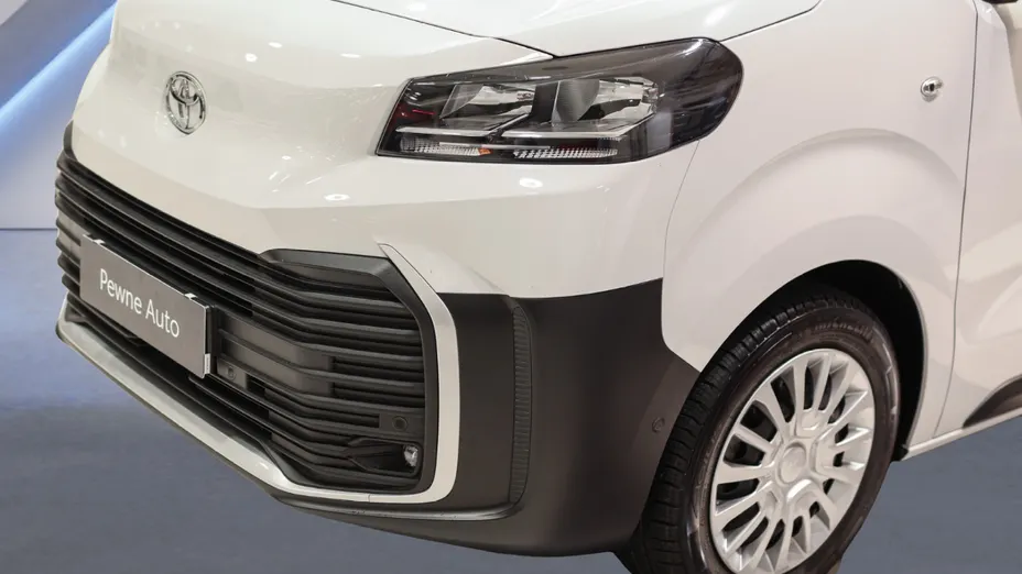 TOYOTA Proace Proace 2.0 D-4D Long Active