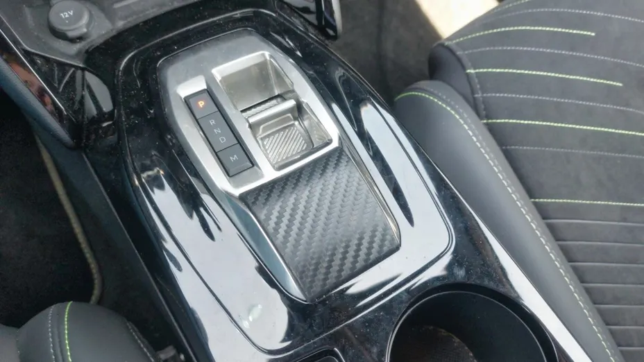 PEUGEOT 2008 2008 PureTech 130 GT S&S EAT8