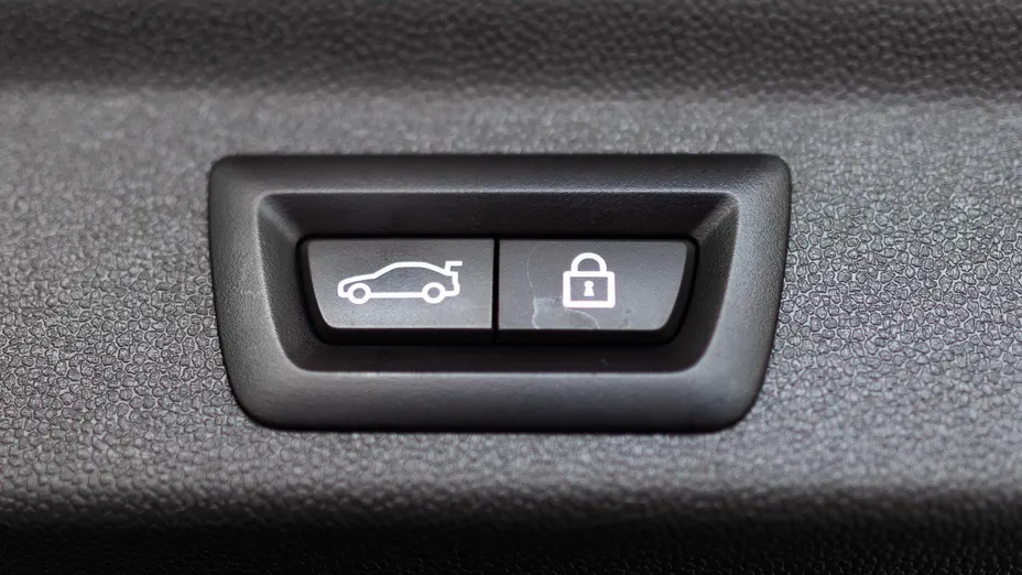 MINI [BMW] Countryman Cooper SD ALL4 ALL4 Trim aut