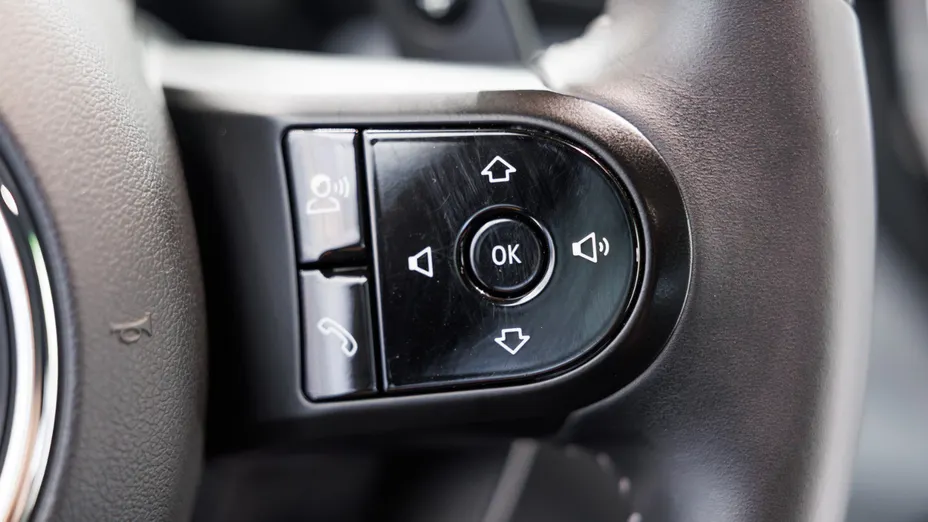 MINI [BMW] Countryman Cooper SD ALL4 ALL4 Trim aut